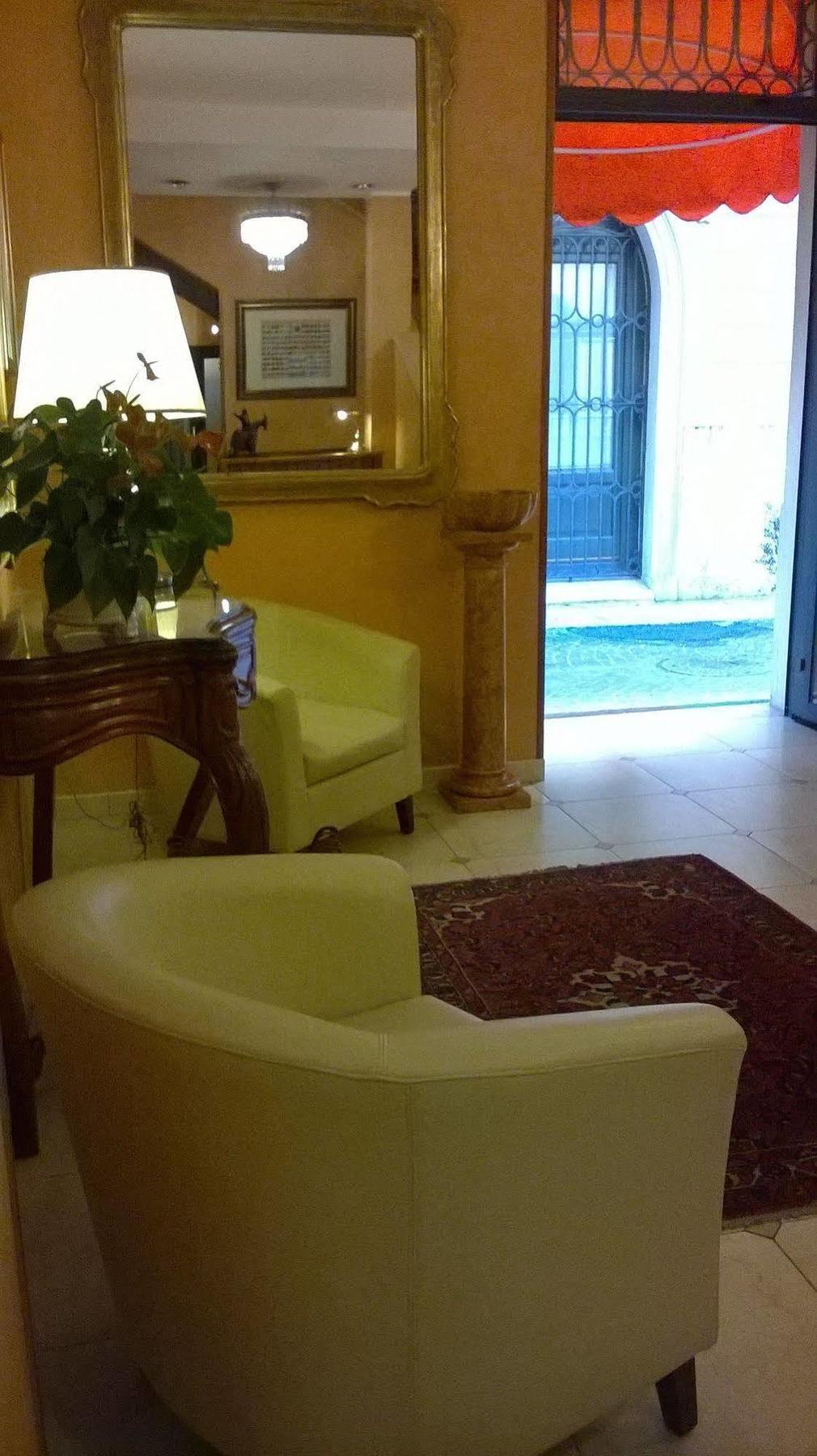 ורונה Hotel Cavour מראה חיצוני תמונה