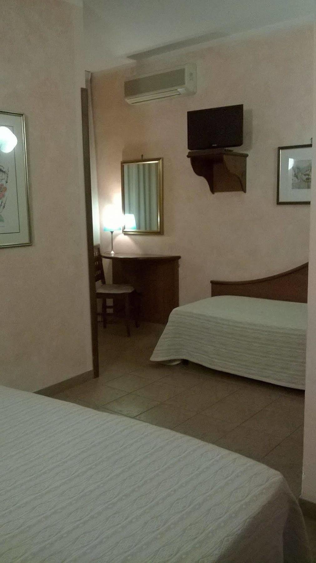 ורונה Hotel Cavour מראה חיצוני תמונה