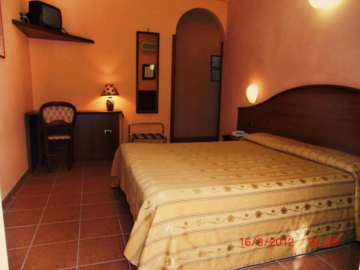 ורונה Hotel Cavour חדר תמונה