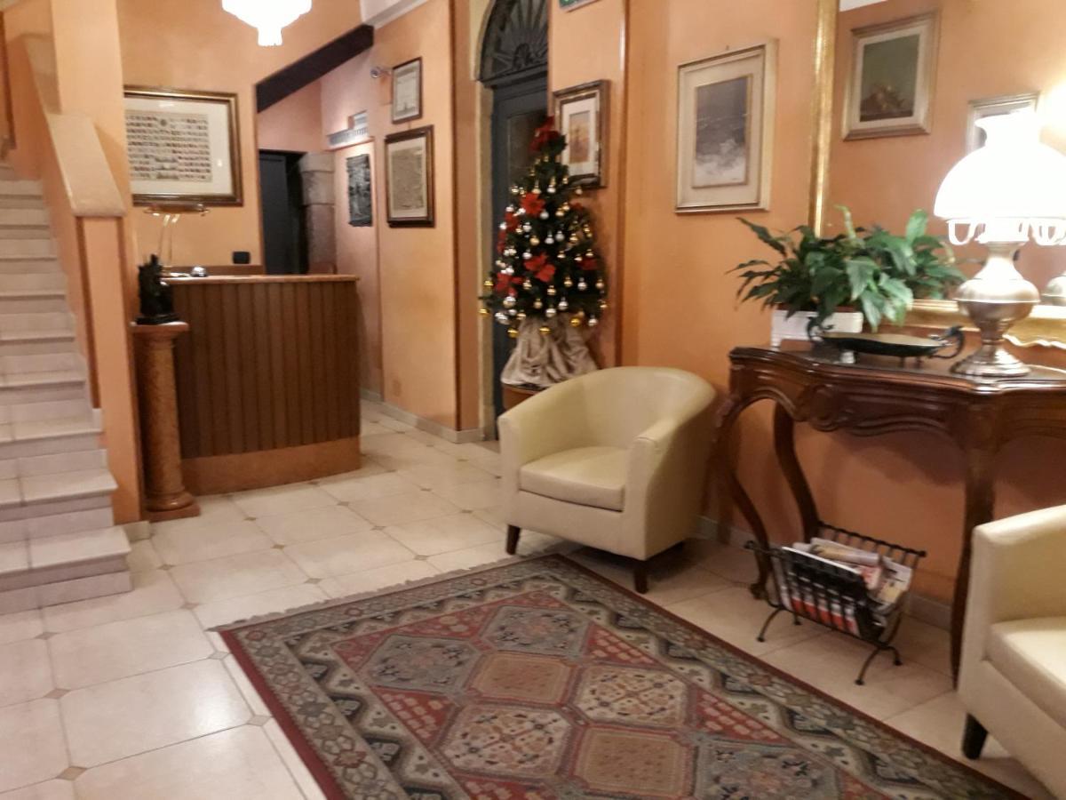 ורונה Hotel Cavour מראה חיצוני תמונה