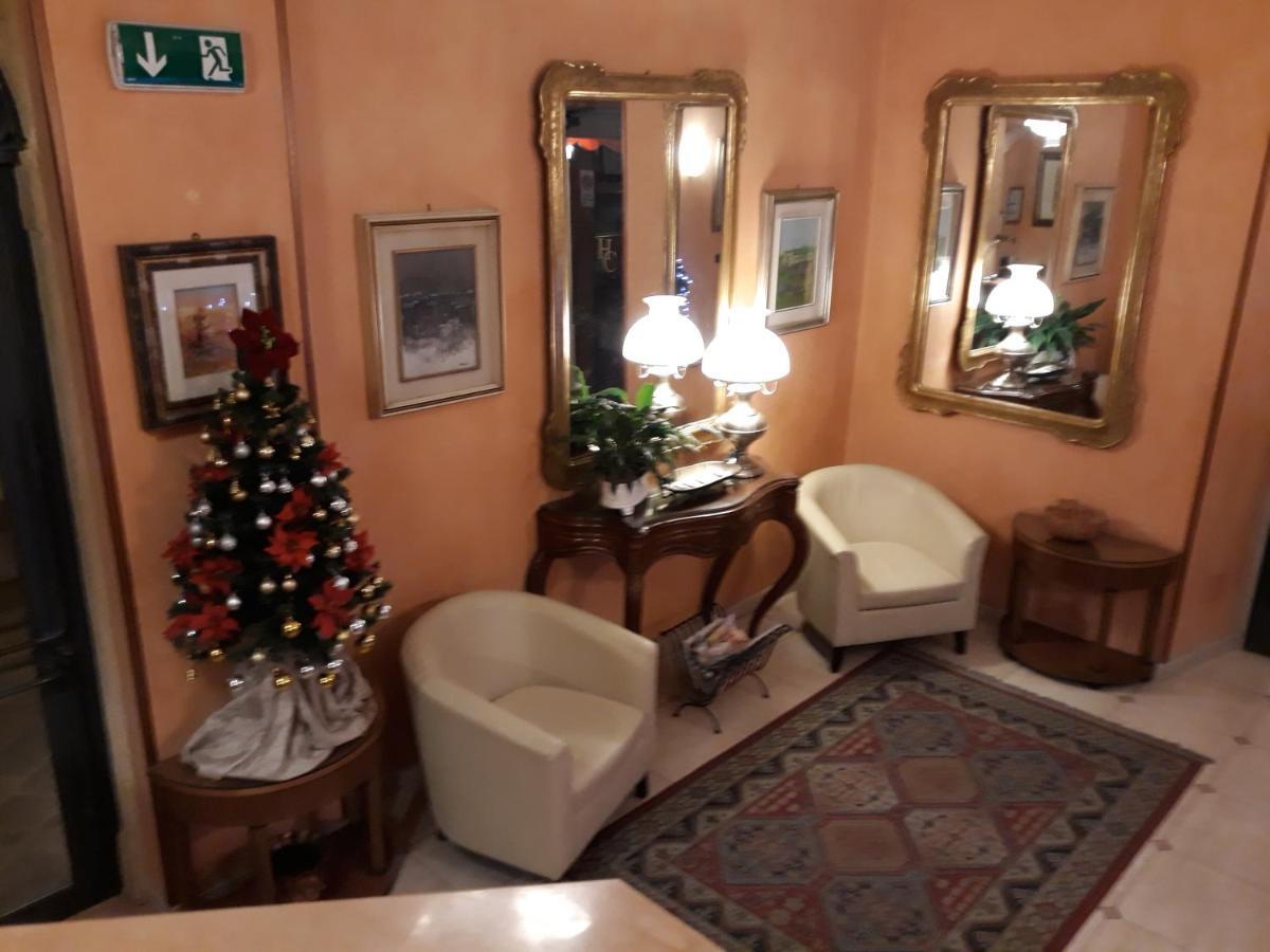 ורונה Hotel Cavour מראה חיצוני תמונה