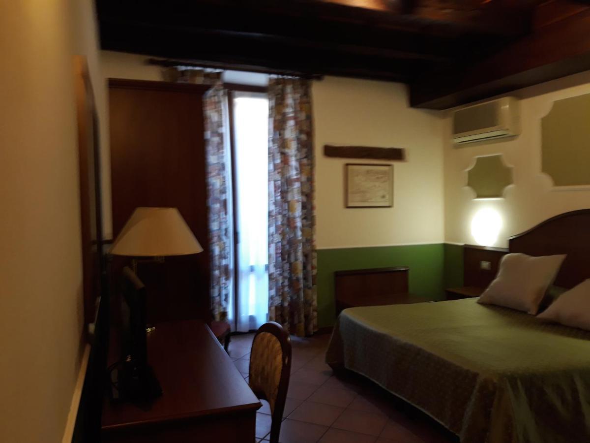 ורונה Hotel Cavour מראה חיצוני תמונה