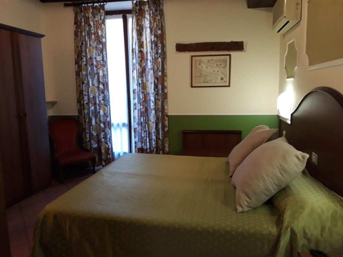 ורונה Hotel Cavour מראה חיצוני תמונה
