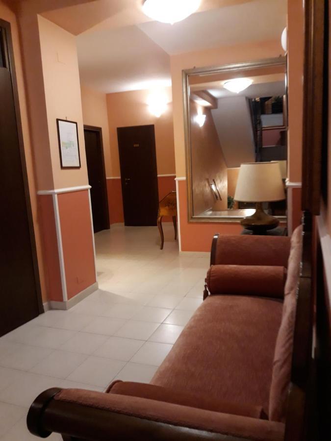 ורונה Hotel Cavour מראה חיצוני תמונה